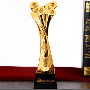 18641_Top_2018_Resin_Crystal_Trophy_01