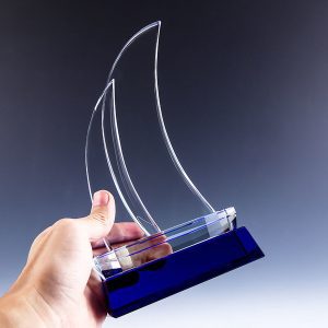 21571_Crystal_Trophy_01